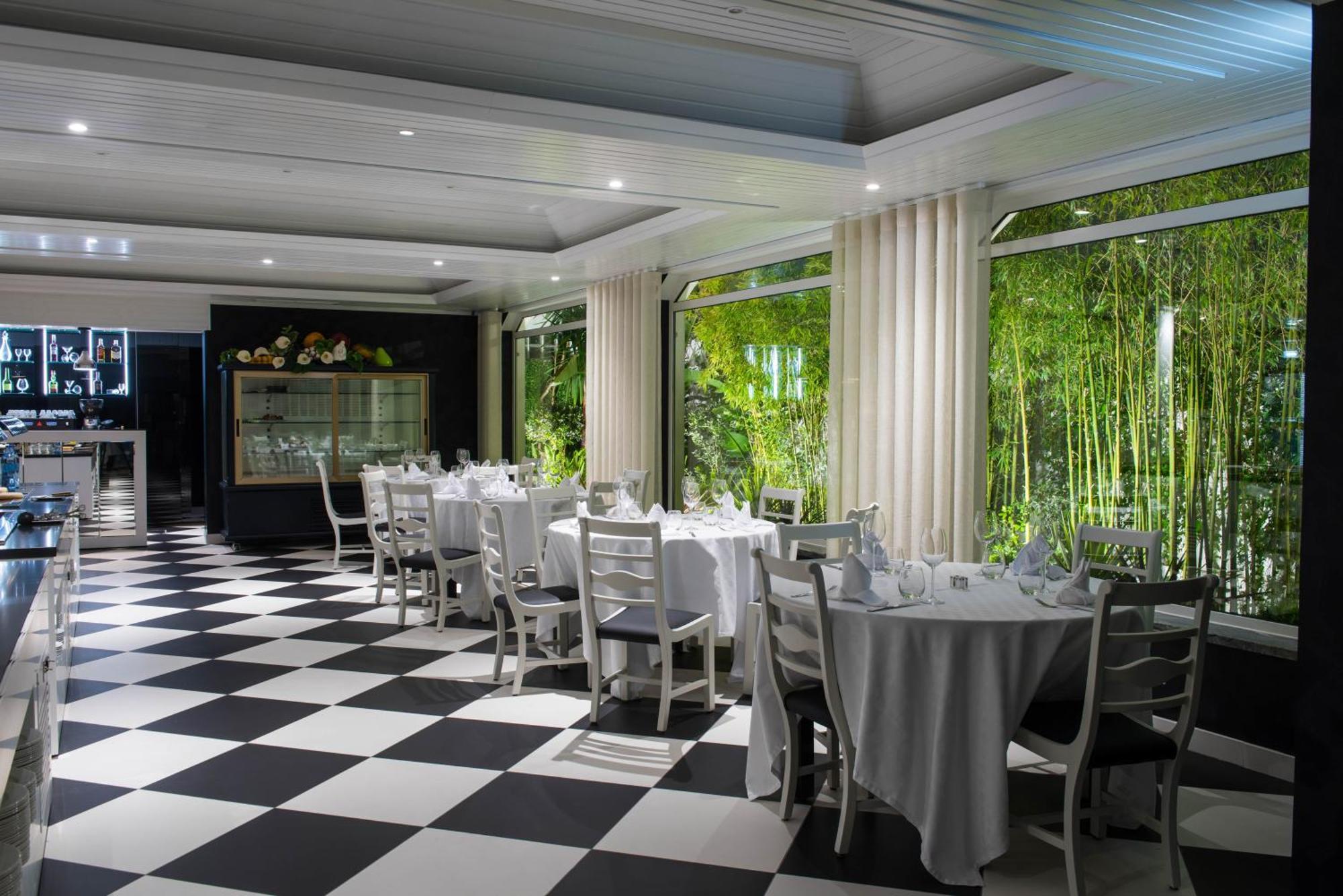 Hotel Cristal Marinha マリニャ・グランデ エクステリア 写真